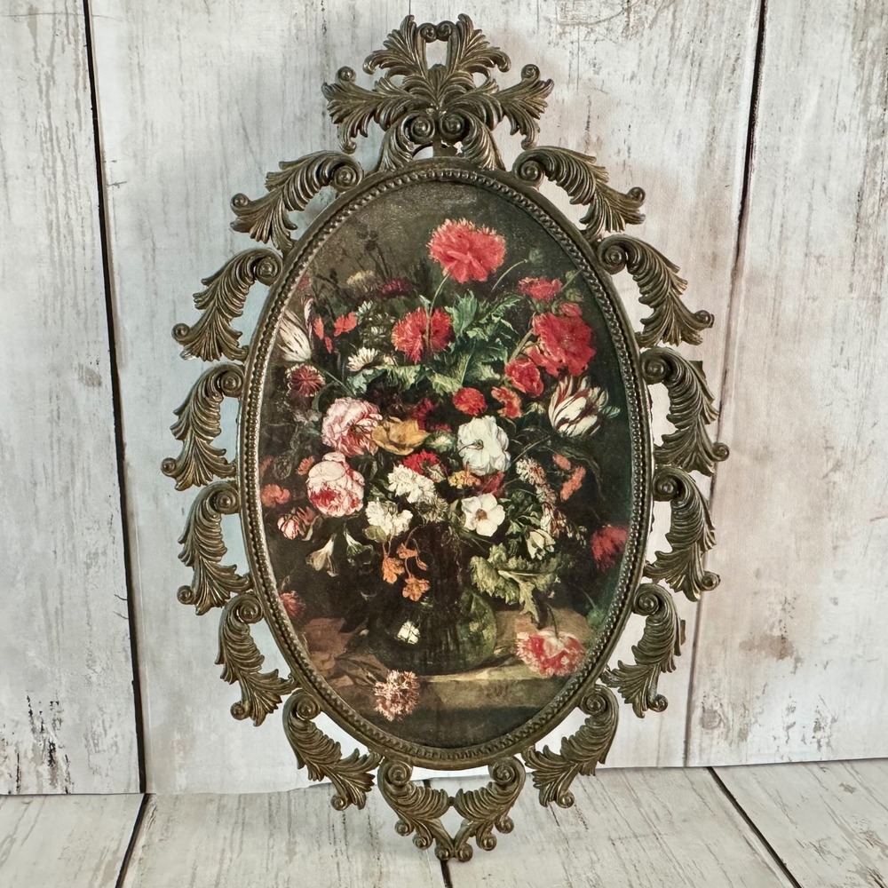 Vintage Italian Brass Ornate Oval Floral Still Life 8 1/2" Wall Art Frame FR2BIS
